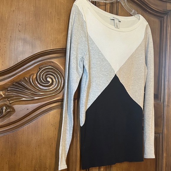 White House Black Market Sweaters - White House Black Market Color Block Metallic Gold Silver LikeNew Medium Sweater